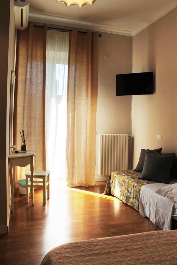 Vesuviane 'E Belle 'Mbriane B&B เนเปิลส์ ภายนอก รูปภาพ